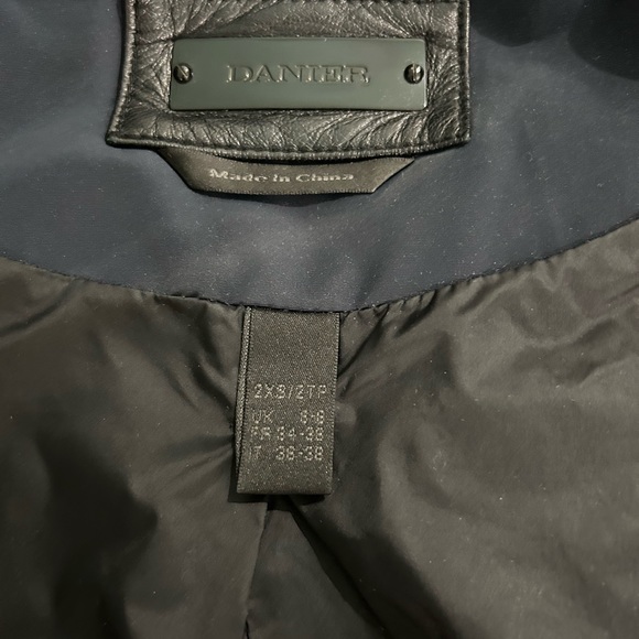 Danier Winter Coat - Picture 4 of 4